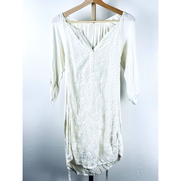 Beautiful Anthropologie TINY Brand 3/4 Sleeve Dress w/ Boho Floral Accent EUC XS - Picture 1 of 13